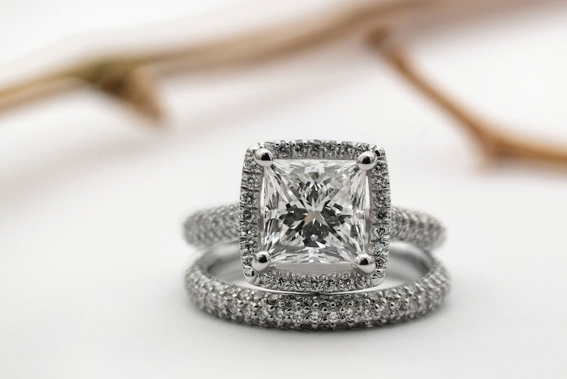 Best Ways To Clean A Diamond Engagement Ring At Home – ethanlord