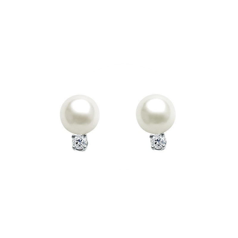 Diamond and Pearl Studs .20ctw