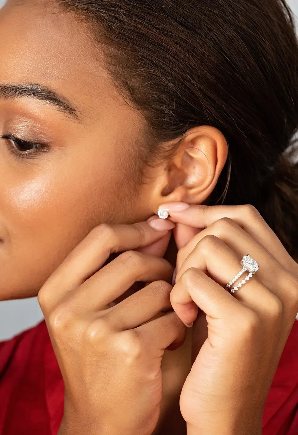 How To Pick The Perfect Bridal Jewelry For Your Wedding Day
